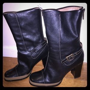 Chic Leather Boot. Sz10.5. Runs small, fits Sz10.5